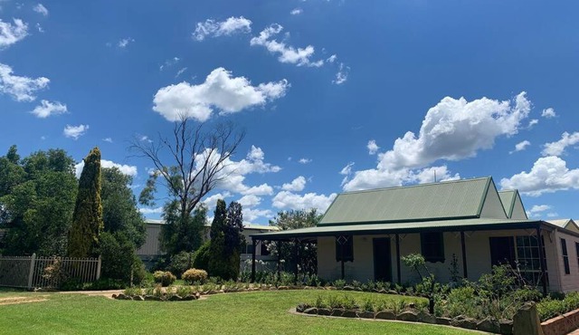 The Rose Cottage Boutique BNB