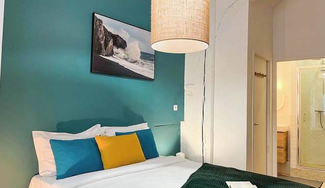 The Rouen Oasis -Studio just a 2minute walk from Rouen train station - High WiFi