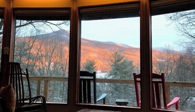 The Round House – Views for Days!