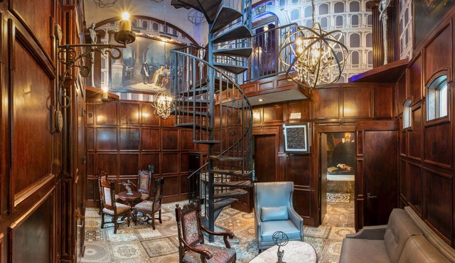 The Roxbury at Stratton Falls