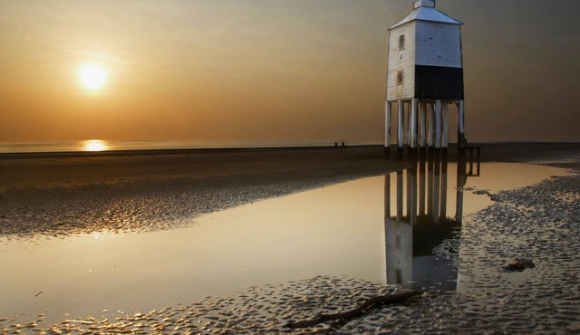 The Royal Clarence Hotel