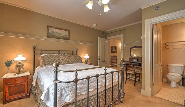 The Russell Room at The Historic Eureka Inn and Event Center