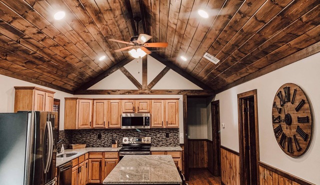 The Rustic Gem! 3 Bedroom/2 Bath House