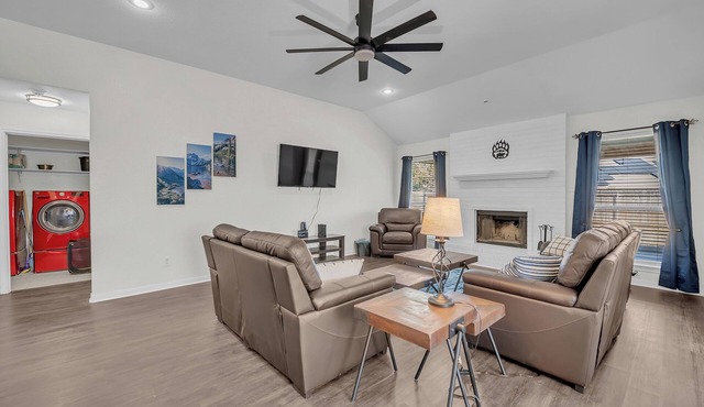 The Rustic Retreat Sleeps Patio & Fire Pit BBQ Grill perfect for group crew