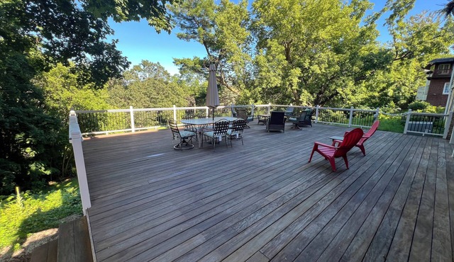 The Sage Retreat - Updated Historic Charm with Plenty of Room