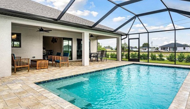 The Salty Cape -Newly Constructed Private Pool Home