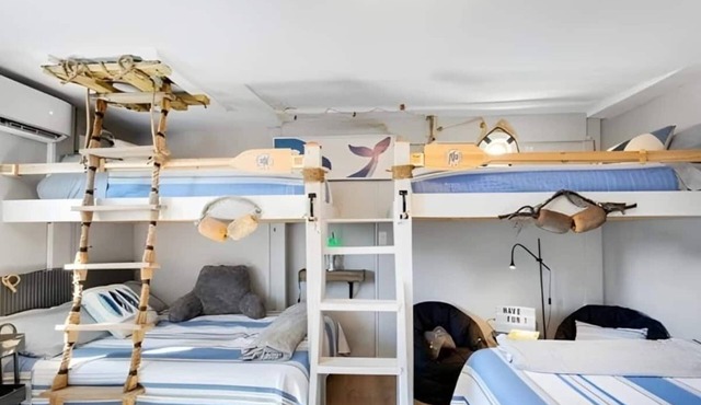 The Salty Pineapple! CANAL Oasis w/POOL – 4BR!