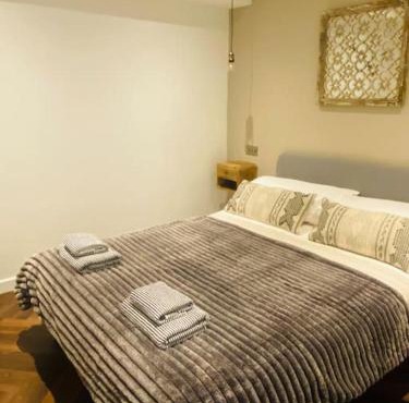 The Sanctuary, luxury studio apartment in Bath