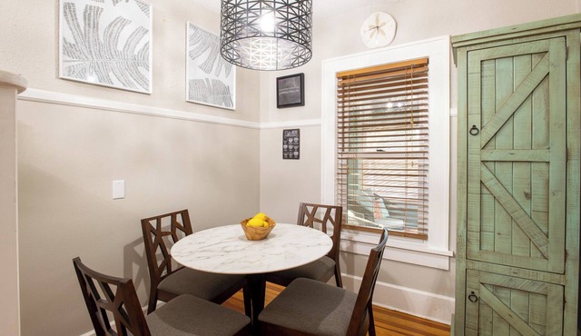 The Sand Dollar - Historic Charm Meets Historic District Beach Chic