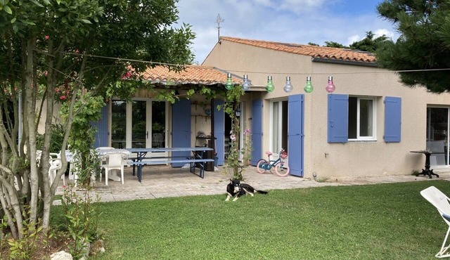 The sand rose - 10 adults/2 children