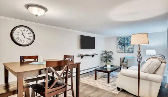 The Saratoga Hideaway|Gazebo|Short Walk to Track