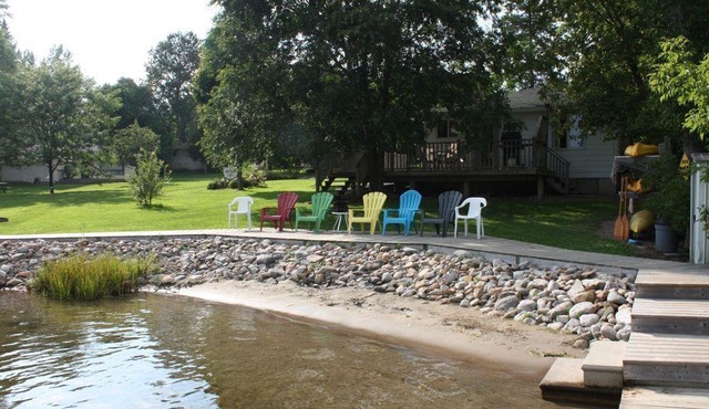 The Saucy Willow Inn & Cottages on Balsam Lake