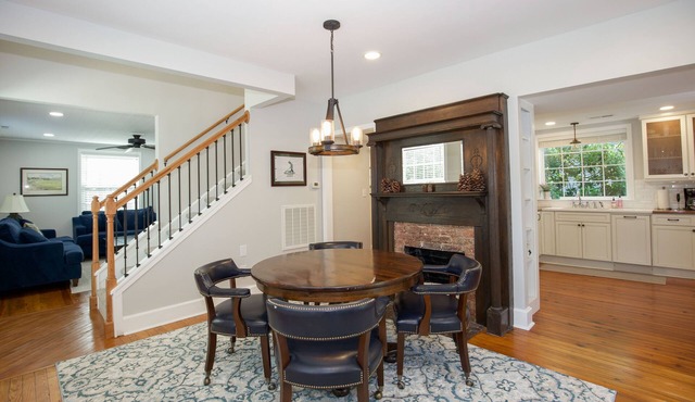 The Scotsman Cottage - Half a mile to Downtown Shops & Restaurants