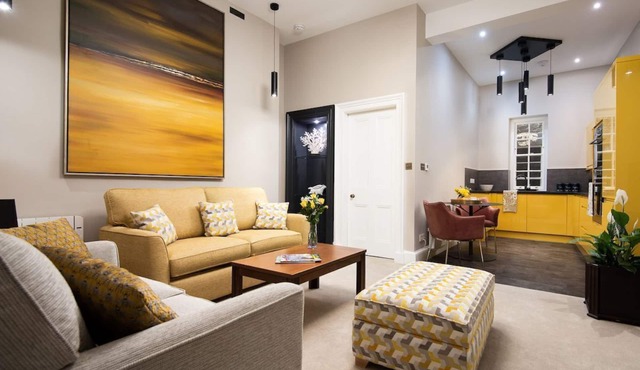 THE SCOTT APARTMENT - stylishly restored Grade II listed townhouse apartment