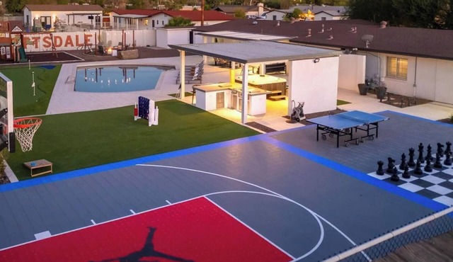 The Scottsdale Social: Basketball, Pool, Sleeps 18