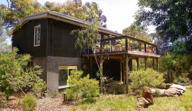 The Scout's House on Somers Beach. A classic Australian Beach House experience.