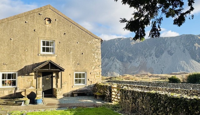 The Screes - 800 meters from Wastwater Lakeshore
