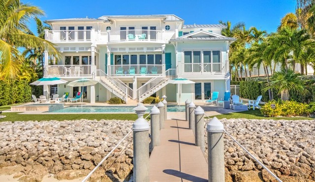 The Sea Glass House | 4 Bed, 4.5 Bath