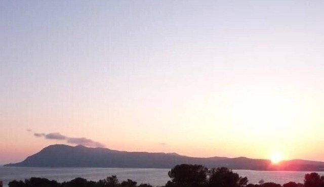 The sea without a car! 2 e-bikes for rent, sublime view, 40m2