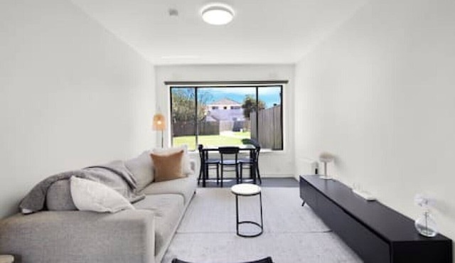 The Seaholme Beachside Escape