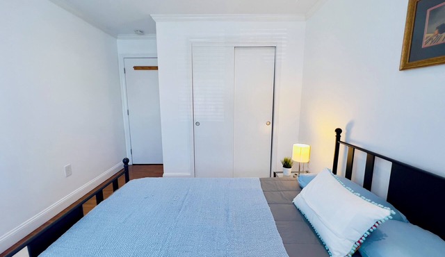 The Season’s Luxe 2 Bedroom Pad, Center of Stamford