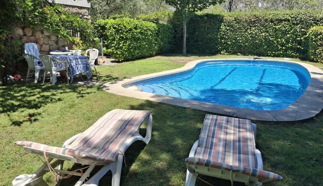 *THE SECRET GARDEN*: charming house in El Boalo (Sierra of Madrid)