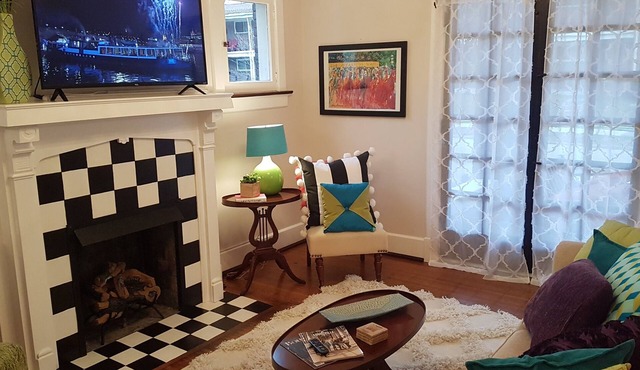 The Secretariat * Highlands * Derby * Pet Friendly* Restaurant Row*Cherokee Park