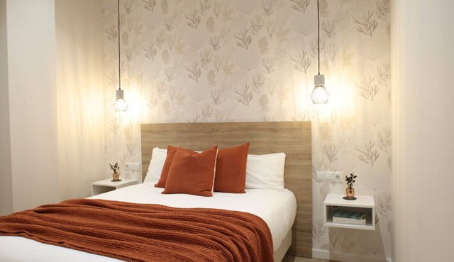 The Serreria Rooms I by Florit Flats