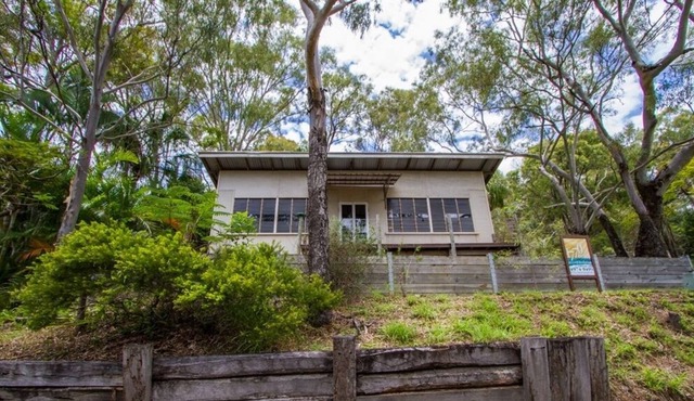 The Shack - Quaint, pet-friendly cabin in 1770