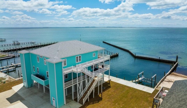 The Shackleford- Sound Front Condo in Harkers Island, NC