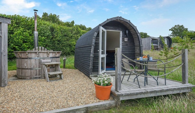 The Sheep Pod - UK50074