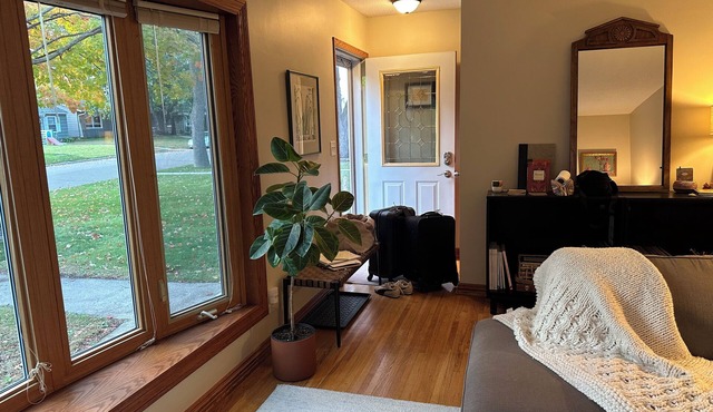 The Sheridan House! Your Minneapolis Home!