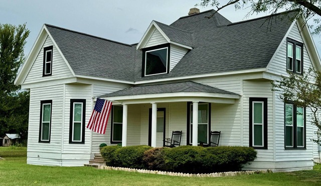 The Shiner Hillton that makes you feel at home!