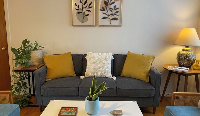 The Shira House - Perfect for a Family Stay!