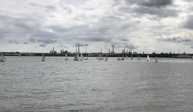 The Shore 2 bed apartment 10 minutes from the cruise terminal