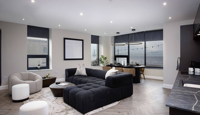 The Shoreline Apartment 1