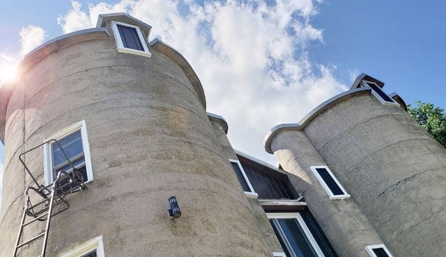 The Silos Farmhouse Kewaunee, The Silos!