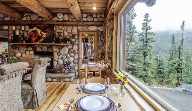 The Silver Lake Lodge