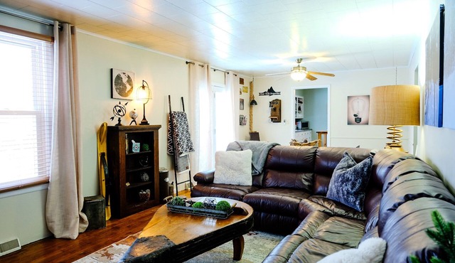The SISU Shack - 4BR Trailside Stay