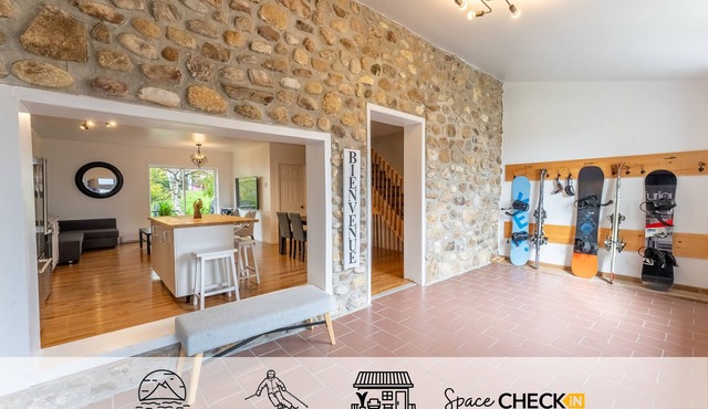 The Ski Stop | 4season Sauna | AC | BBQ | Mont-Ste-Anne | Ski and Golf