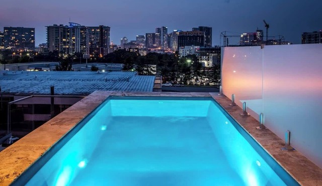 The Skyline @ The Gulch Pool + Broadway Views