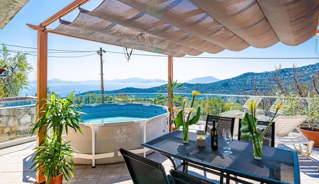 The small and nicely furnished cottage in the village of Doli is the right place for a small family