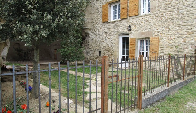 THE SMALL GITE OF THE MARNE