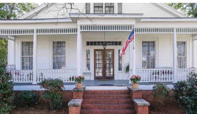 The Smith-Pratt-Cooper House