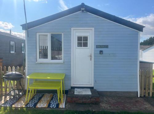 The Snug - All Seasons Chalet Breaks