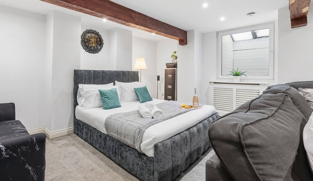 The Snug - for Professionals/Contractors/Leisure