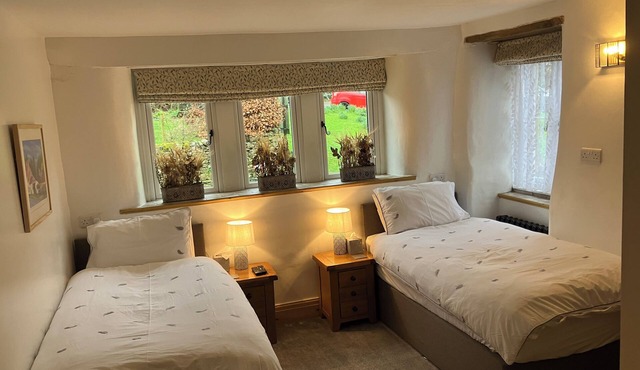 The Snug - Perfect for Walkers - Pet Friendly