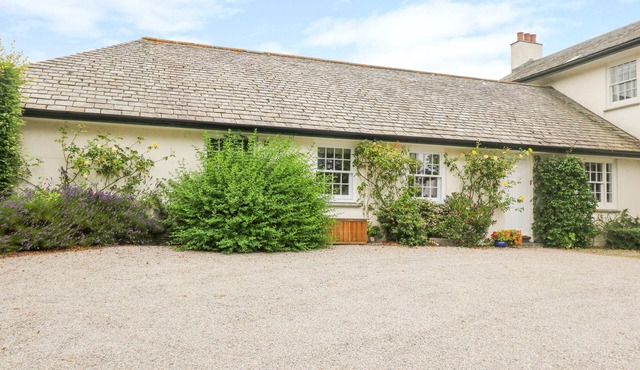 THE SNUG, romantic, country holiday cottage in Grampound