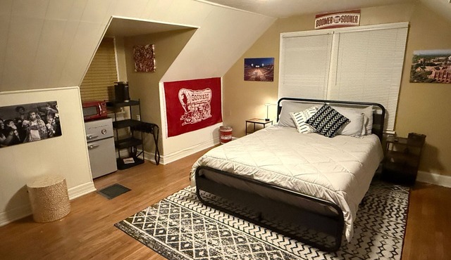 The Sooner Suite on Santa Fe~ nOU Campus Corner