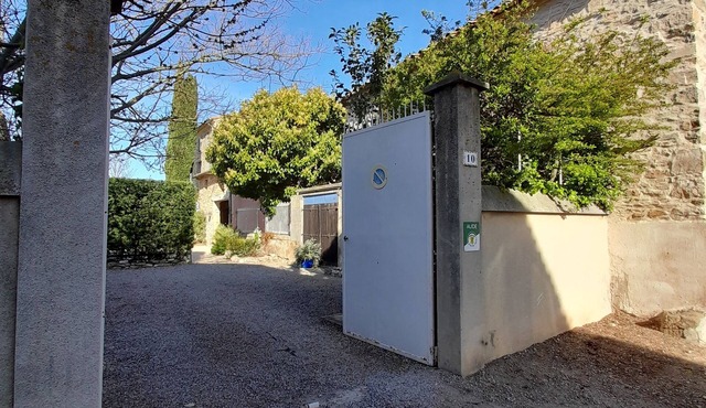 The SPA house, swimming pool and air conditioning